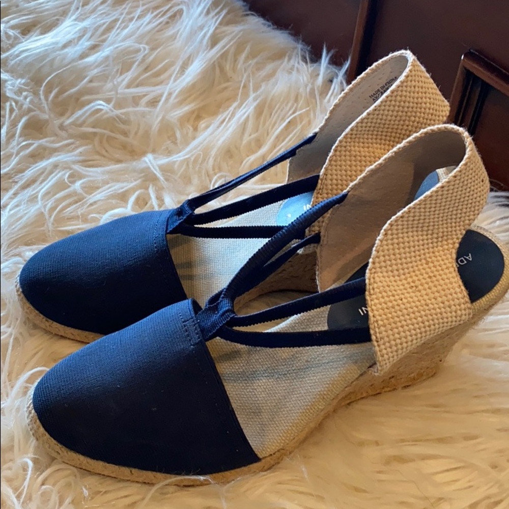 Navy blue open espadrilles